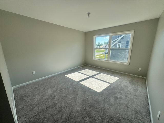 1548 Osburn Ln Lane, Farmington, NY 14425
