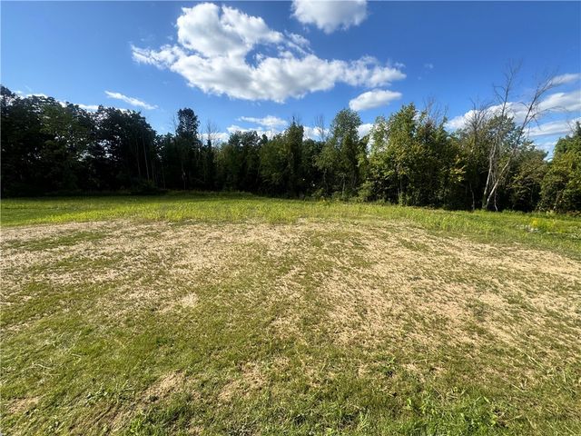 1548 Osburn Ln Lane, Farmington, NY 14425