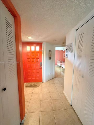 929 Coral Club Dr 929, Coral Springs, FL 33071