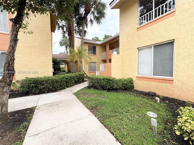 929 Coral Club Dr 929, Coral Springs, FL 33071