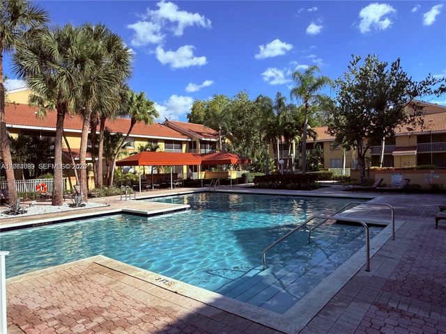 929 Coral Club Dr 929, Coral Springs, FL 33071