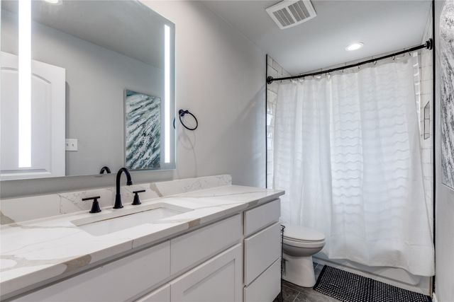 3307 Pine Tree Circle, Farmers Branch, TX 75234