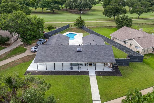 3307 Pine Tree Circle, Farmers Branch, TX 75234