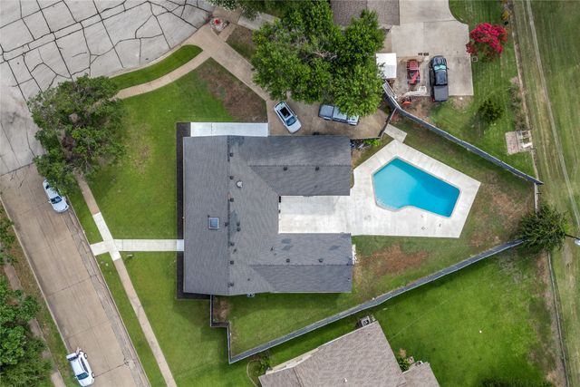 3307 Pine Tree Circle, Farmers Branch, TX 75234