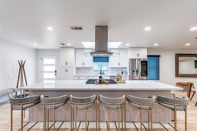 3307 Pine Tree Circle, Farmers Branch, TX 75234