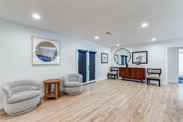 3307 Pine Tree Circle, Farmers Branch, TX 75234