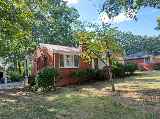 16 Vivian Street, Thomasville, NC 27360