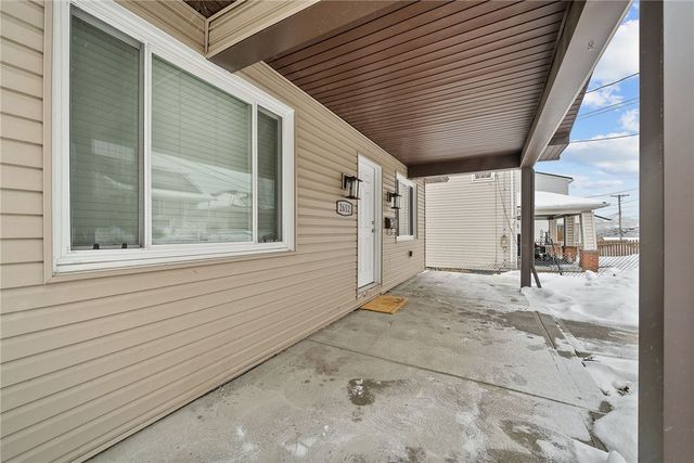 2652 Ivyglen St, Overbrook, PA 15227