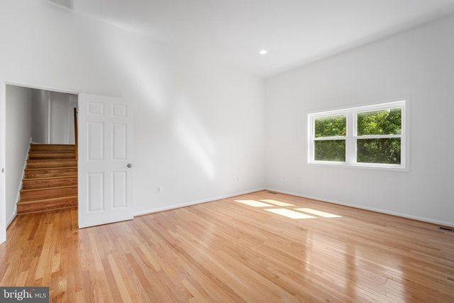 13320 SCIBILIA CT, Fairfax, VA 22033