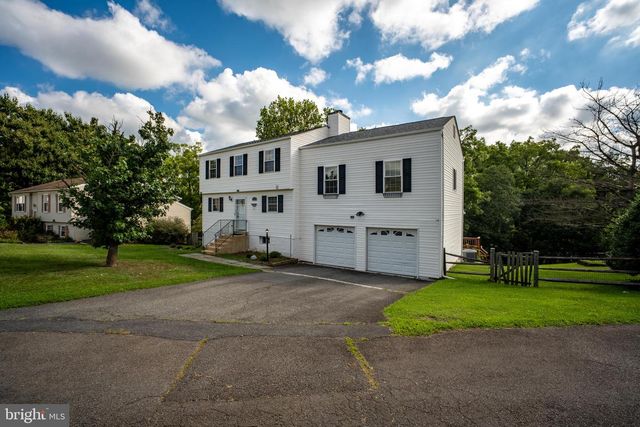 13320 SCIBILIA CT, Fairfax, VA 22033