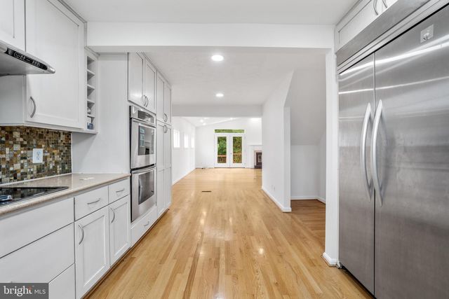 13320 SCIBILIA CT, Fairfax, VA 22033