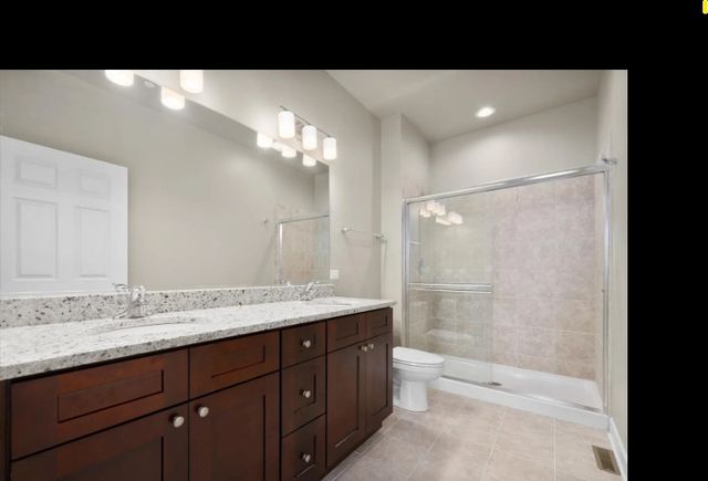 711 Verandah Drive, Hanover Park, IL 60133