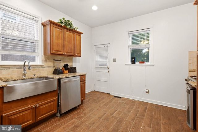 158 LAWNSIDE AVE, Collingswood, NJ 08108