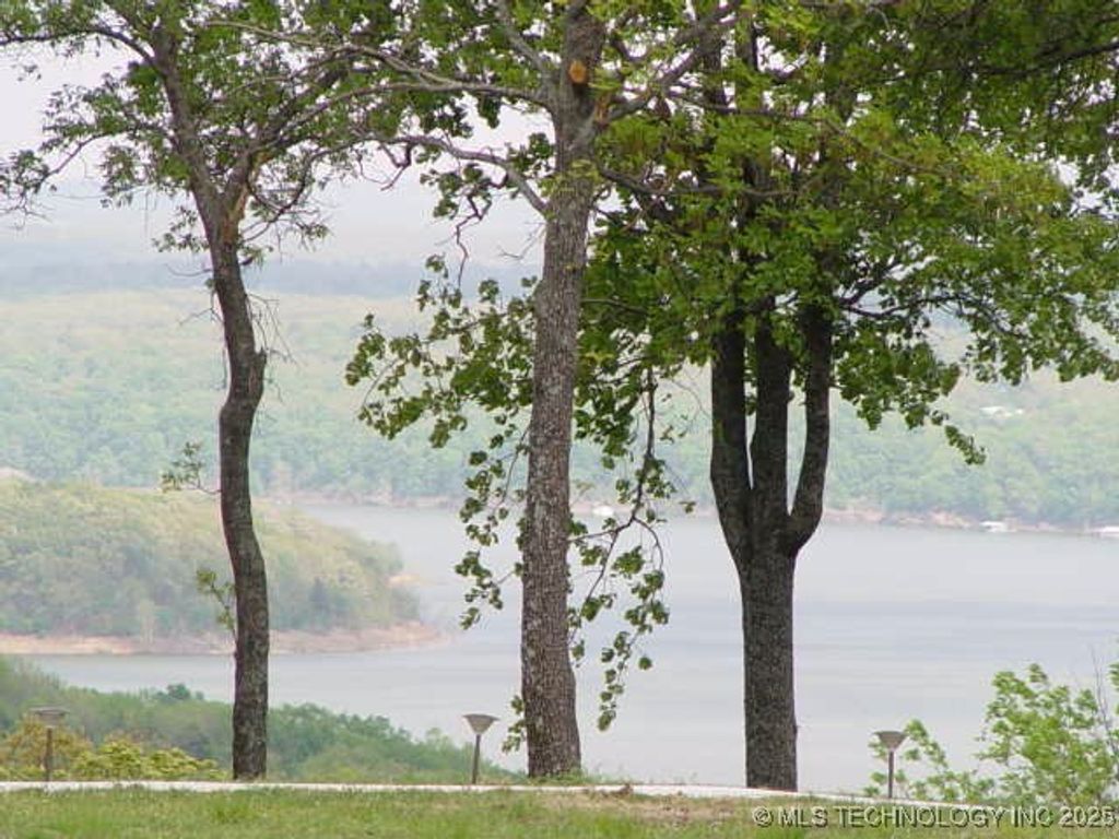 Kelsey Drive, Park Hill, OK 74451