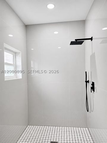 907 21st St, West Palm Beach, FL 33407