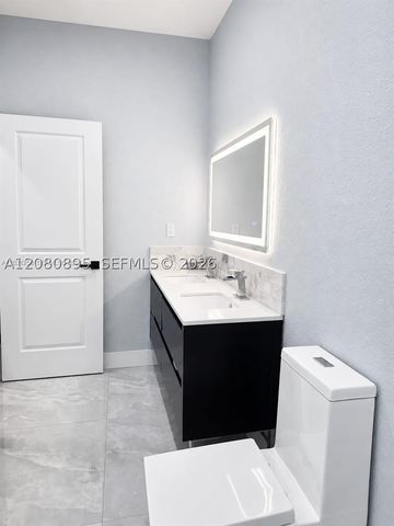 907 21st St, West Palm Beach, FL 33407