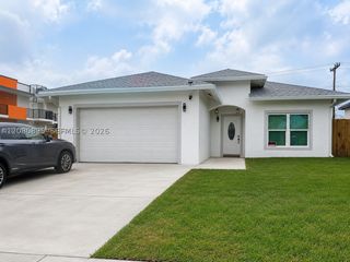 907 21st St, West Palm Beach, FL 33407