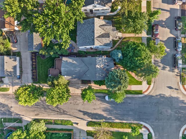 5301 Ewing Avenue S, Minneapolis, MN 55410
