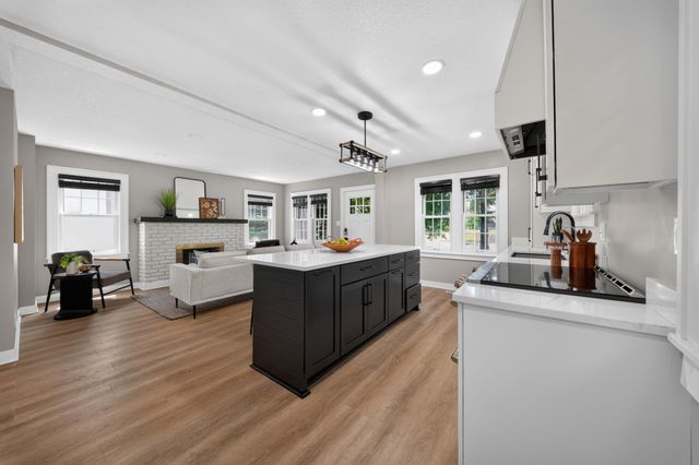 5301 Ewing Avenue S, Minneapolis, MN 55410