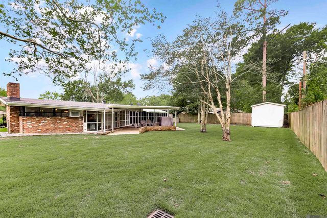 9524 E Van Pl, Baton Rouge, LA 70815