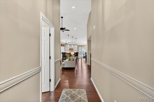 16129 Amber Vista Drive, Ellisville, MO 63021