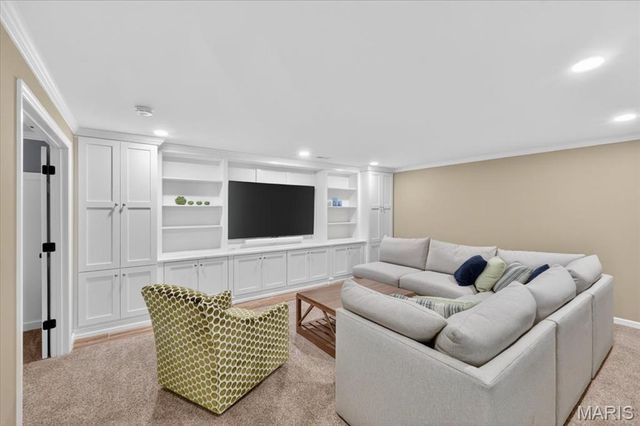 16129 Amber Vista Drive, Ellisville, MO 63021