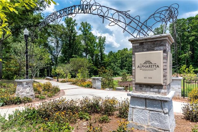 410 Baroque Drive, Alpharetta, GA 30009