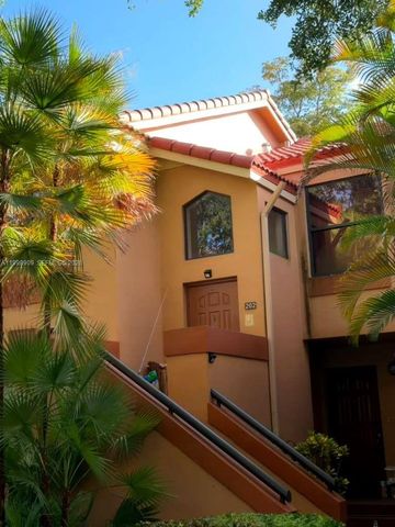 15515 N Miami Lakeway N 202-11, Miami Lakes, FL 33014