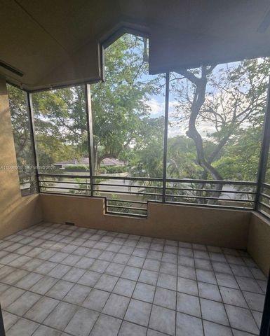 15515 N Miami Lakeway N 202-11, Miami Lakes, FL 33014