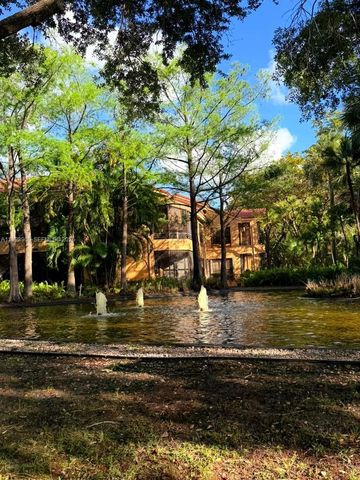 15515 N Miami Lakeway N 202-11, Miami Lakes, FL 33014