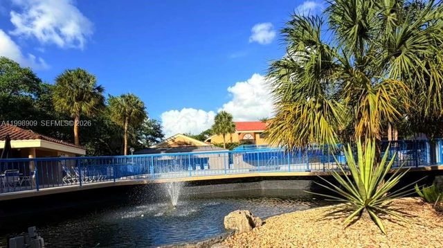 15515 N Miami Lakeway N 202-11, Miami Lakes, FL 33014