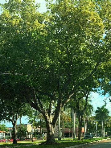 15515 N Miami Lakeway N 202-11, Miami Lakes, FL 33014