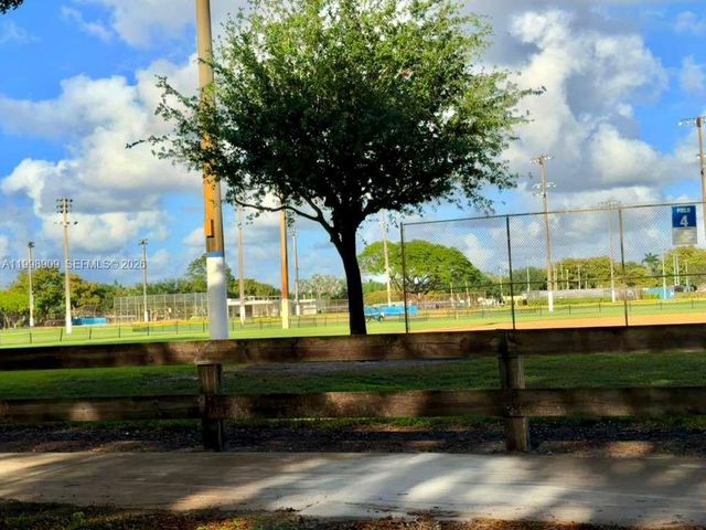 15515 N Miami Lakeway N 202-11, Miami Lakes, FL 33014