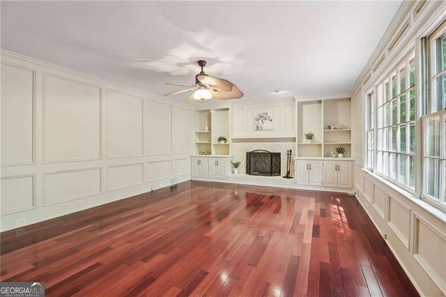 718 Haralson Drive SW, Lilburn, GA 30047