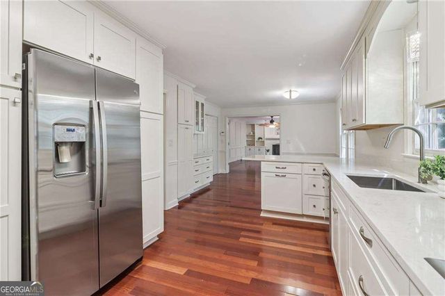 718 Haralson Drive SW, Lilburn, GA 30047