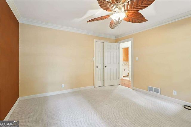 718 Haralson Drive SW, Lilburn, GA 30047