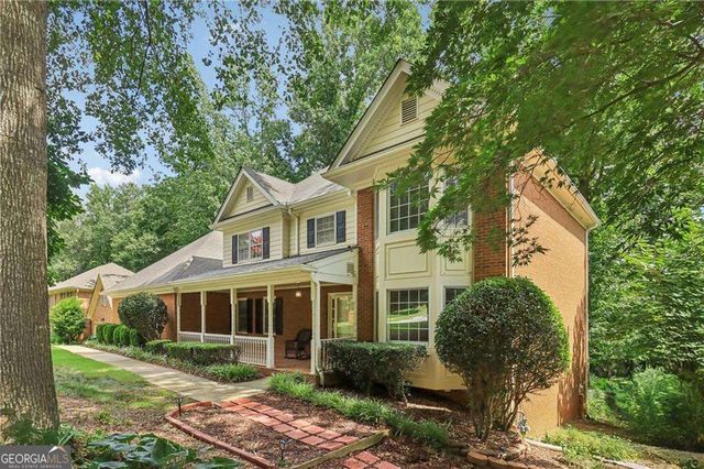 718 Haralson Drive SW, Lilburn, GA 30047