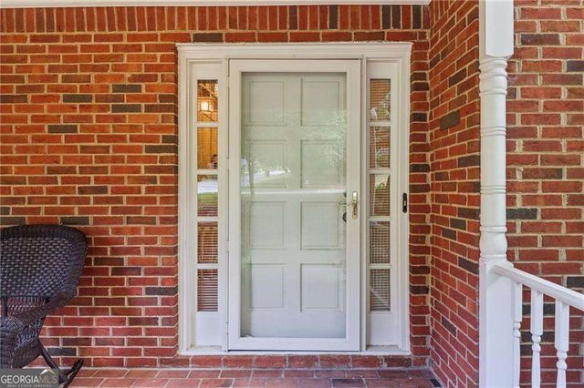 718 Haralson Drive SW, Lilburn, GA 30047