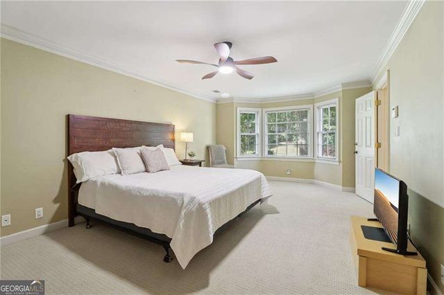 718 Haralson Drive SW, Lilburn, GA 30047