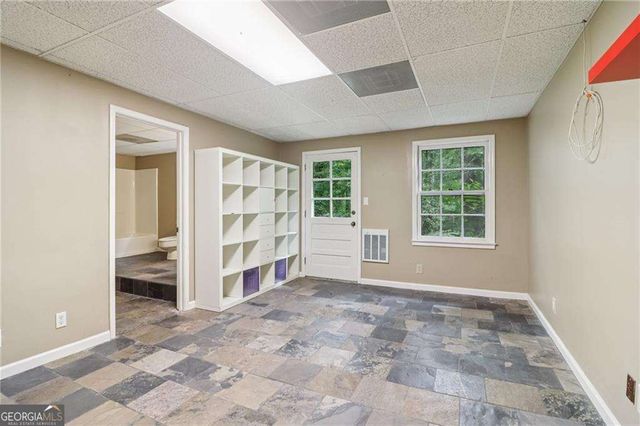 718 Haralson Drive SW, Lilburn, GA 30047