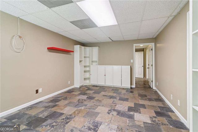 718 Haralson Drive SW, Lilburn, GA 30047