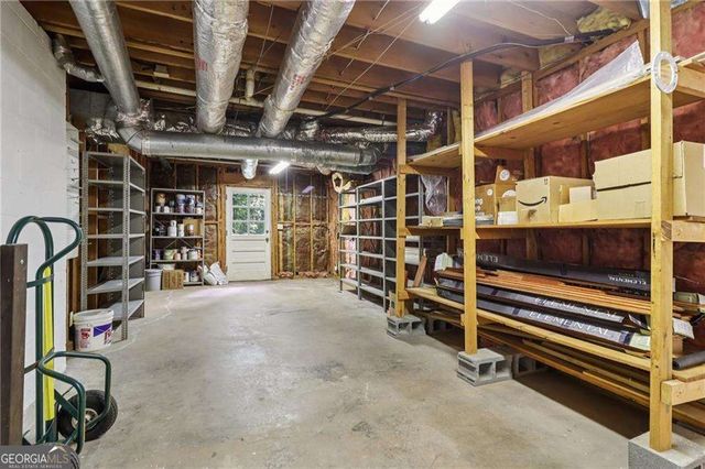 718 Haralson Drive SW, Lilburn, GA 30047