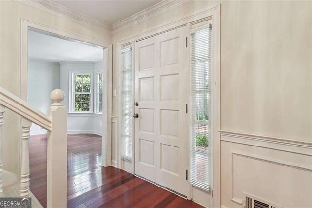 718 Haralson Drive SW, Lilburn, GA 30047