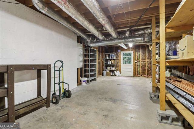 718 Haralson Drive SW, Lilburn, GA 30047