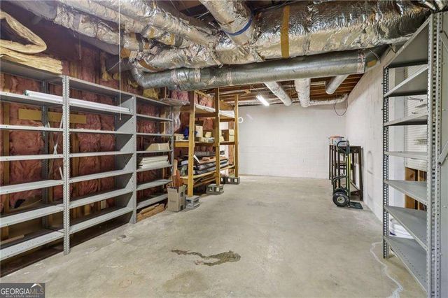 718 Haralson Drive SW, Lilburn, GA 30047