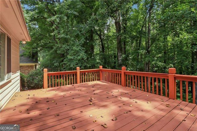 718 Haralson Drive SW, Lilburn, GA 30047