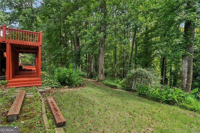 718 Haralson Drive SW, Lilburn, GA 30047