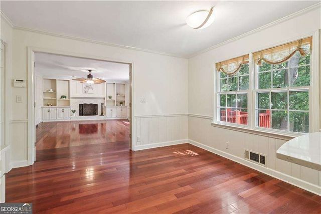 718 Haralson Drive SW, Lilburn, GA 30047