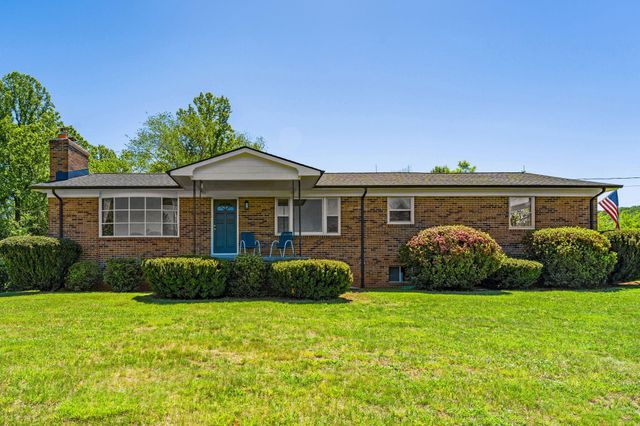 13767 CREST HILL RD, Flint Hill, VA 22627