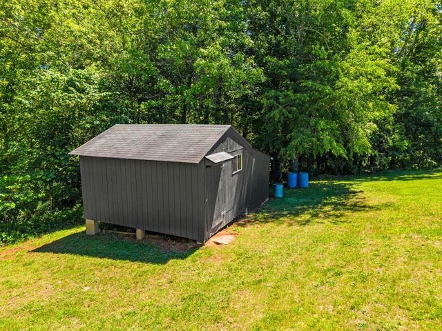 13767 CREST HILL RD, Flint Hill, VA 22627